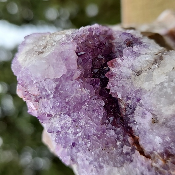 Beautiful amethyst cluster - Picture 9 of 14